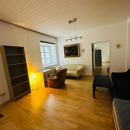 Nikola Tesla Haus, Zentrum Apartman